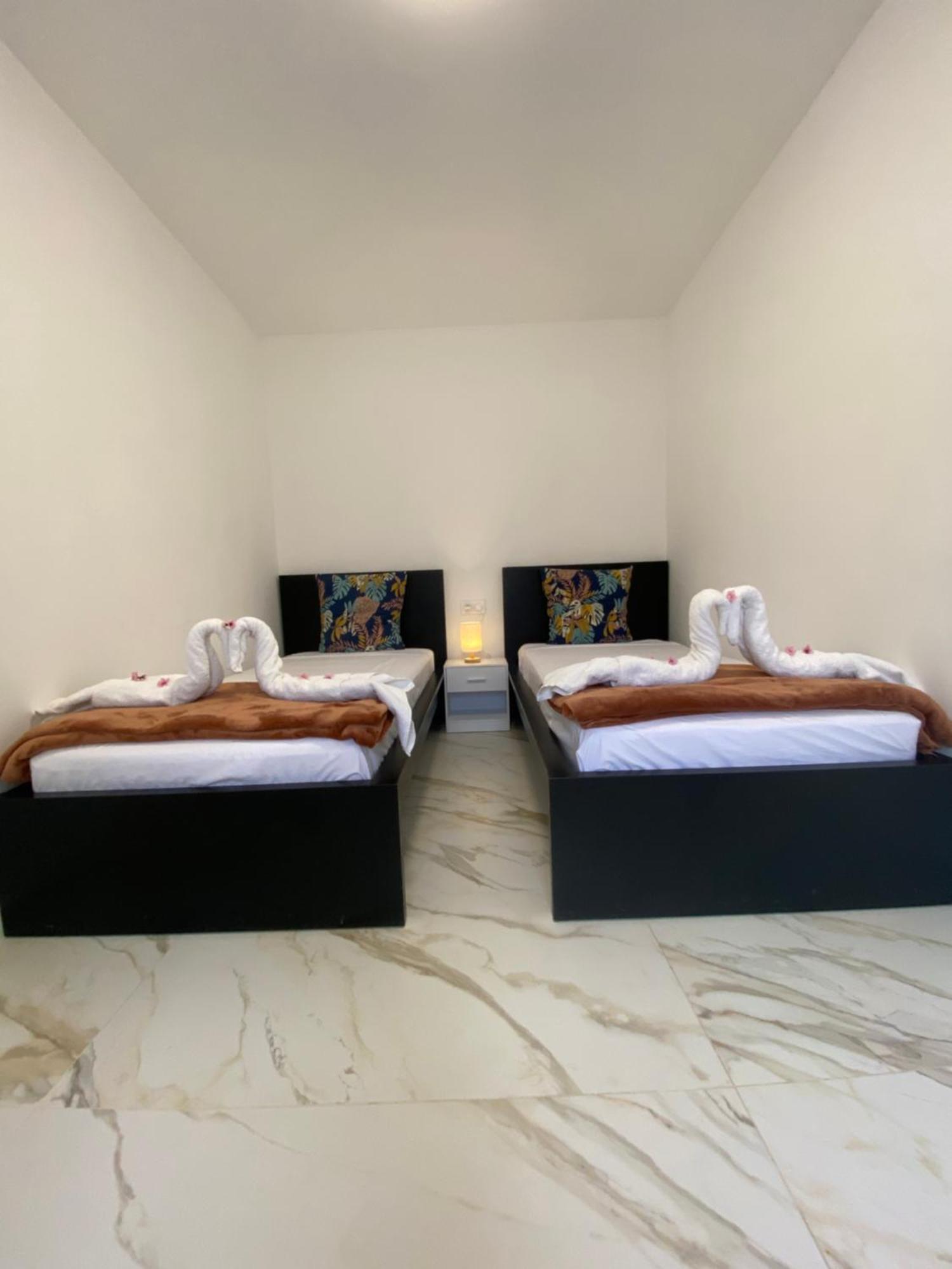Requesens Playa Apartment Empuriabrava Exterior photo
